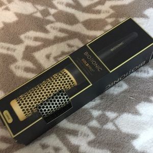 Bio-Ionic Large Round Brush